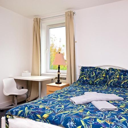 Liverpool City Stays - Economy Room - Close To Airport Ee1 Экстерьер фото
