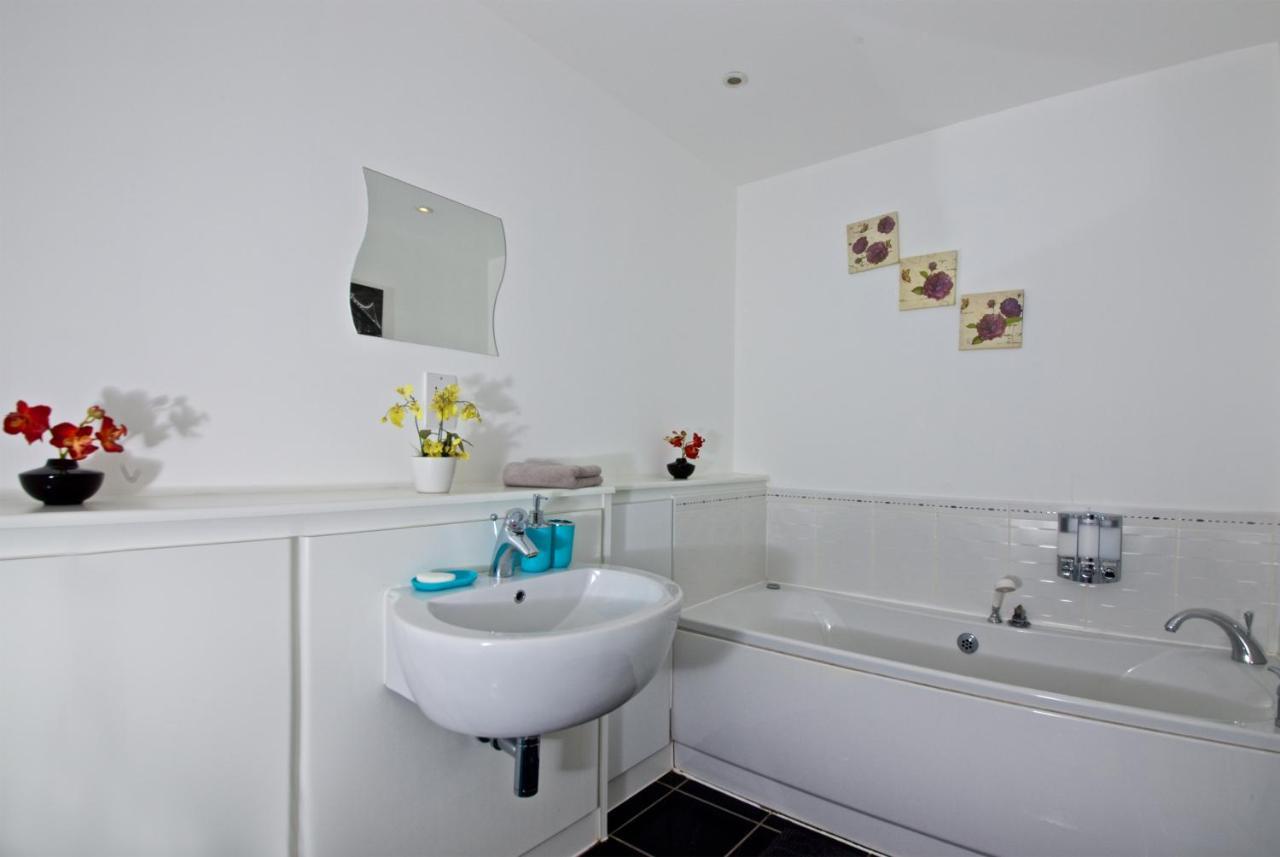 Liverpool City Stays - Economy Room - Close To Airport Ee1 Экстерьер фото
